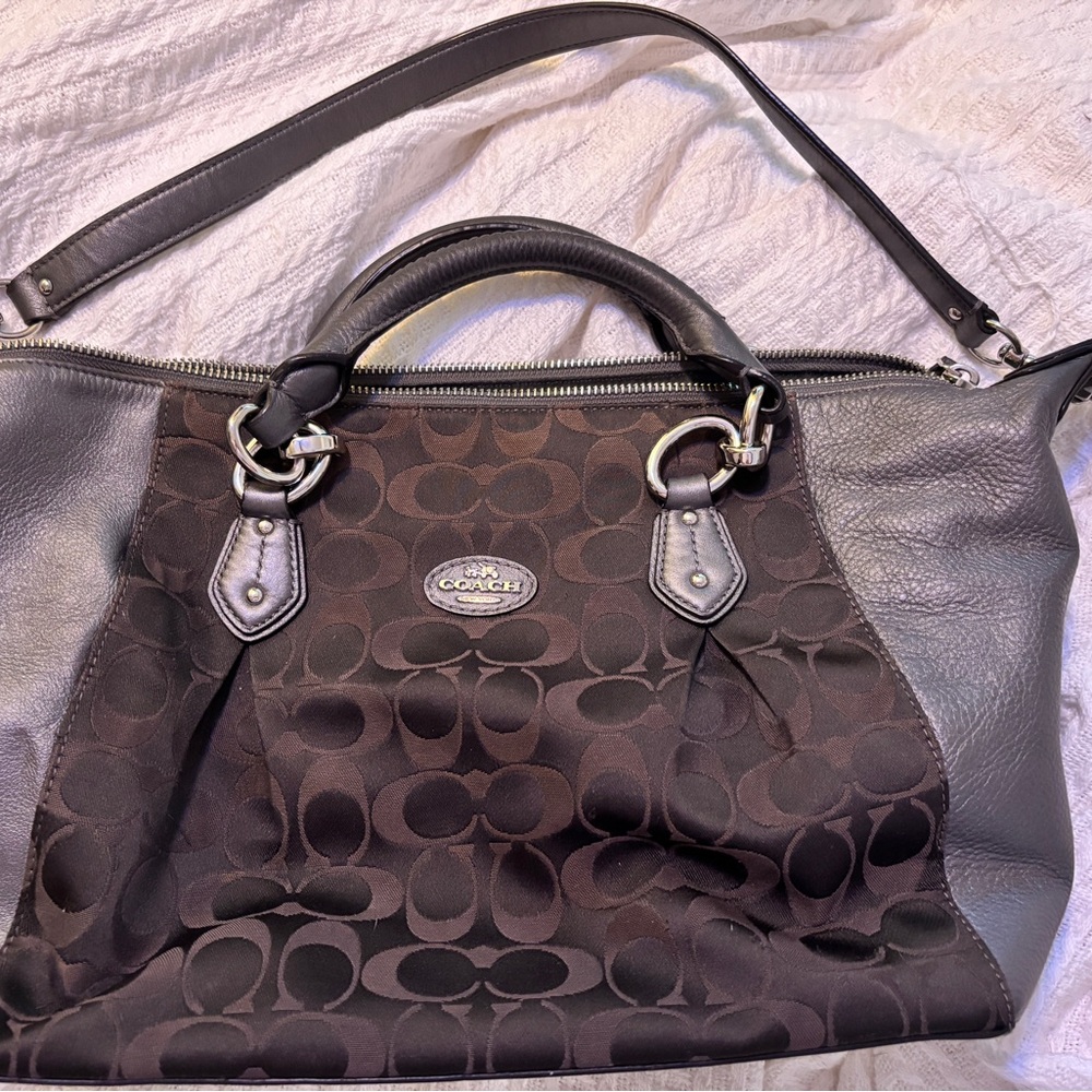 intage Coach Signature Satchel Excellent Condition Style F28279